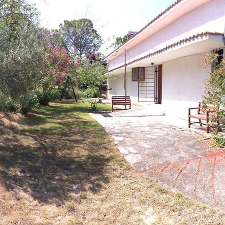 Secluded 1.8 Acre Garden Villa, For Exclusive Use With Stunning Views. Kalandra Екстериор снимка
